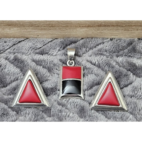 Taxco Mexico Sterling Silver 925 Triangle Earrings With Pendant Black Red